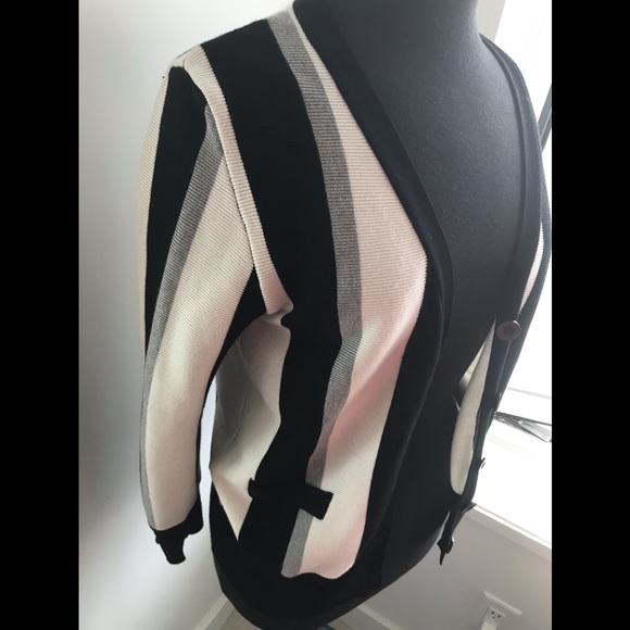 ❤️Black & white cardigan S - Picture 2 of 2